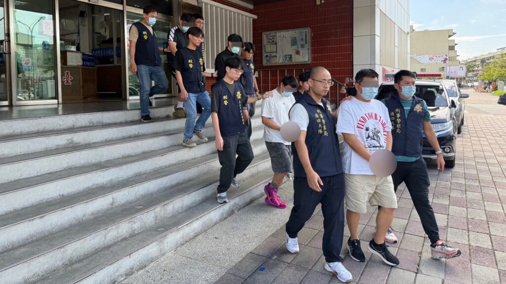 刑事局破獲假投資買賣翡翠詐騙 律師涉詐 洩密遭羈押 5 MEITU 20250723 143844365