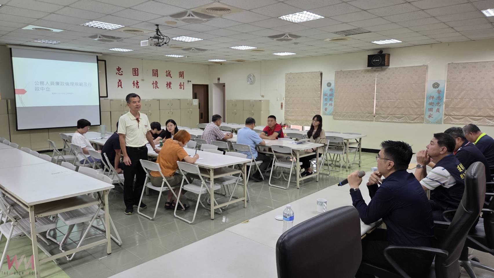 榮服處辦法治教育課 公務員收禮與行政中立怎麼做一次搞懂 - https://www.watchmedia01.com