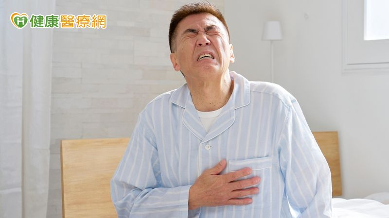 宛如挖隧道！血管鈣化硬得像石頭　醫師用「這個技術」打通血管