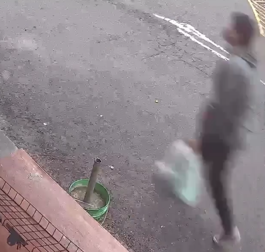 北港彩券行老闆裝現金刮刮樂背包放機車腳踏板被偷! 竊嫌投案稱「良心不安」