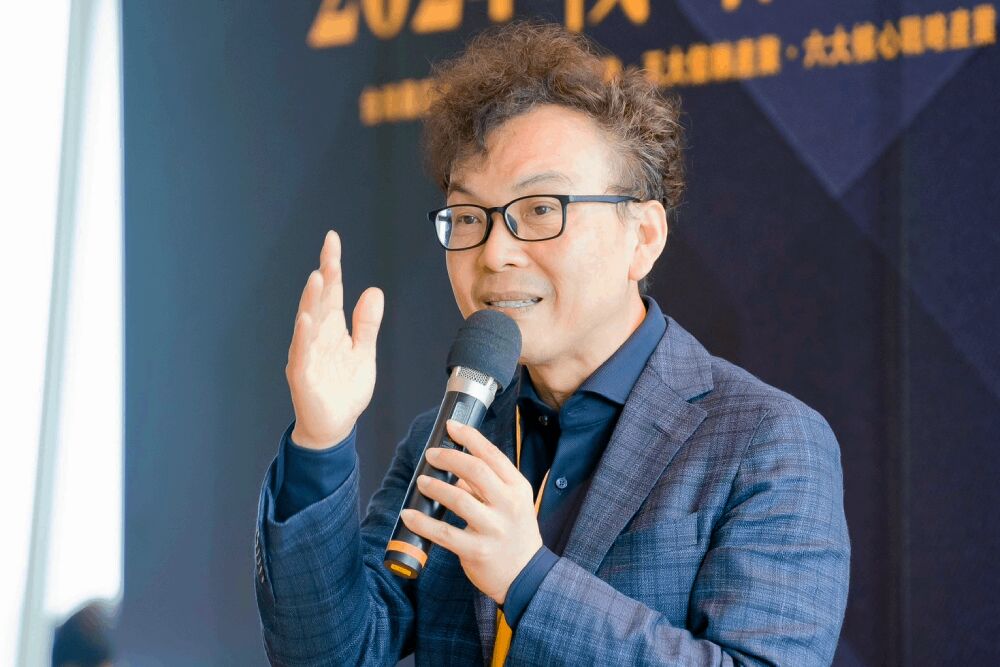 反擊亂砍科技研發預算指控 鄭正鈐:行政院為大罷免拖延才解凍慢 240 反擊亂砍科技研發預算指控 鄭正鈐:行政院為大罷免拖延才解凍慢 239