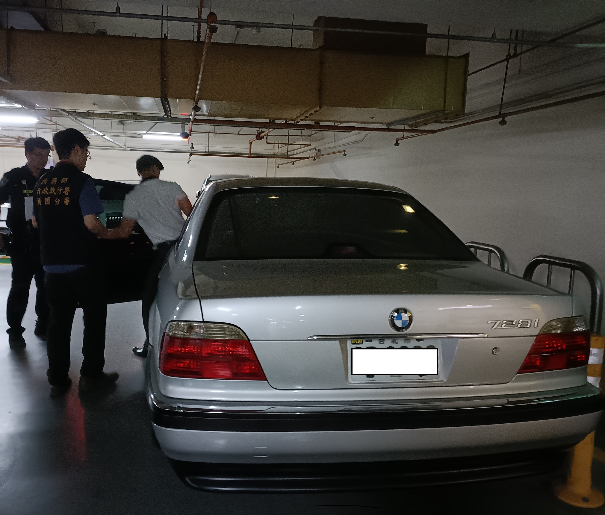 桃園分署嚴打機場黃牛!7駕駛違法攬客秒遭逮 下場慘了 IMG20250723142158