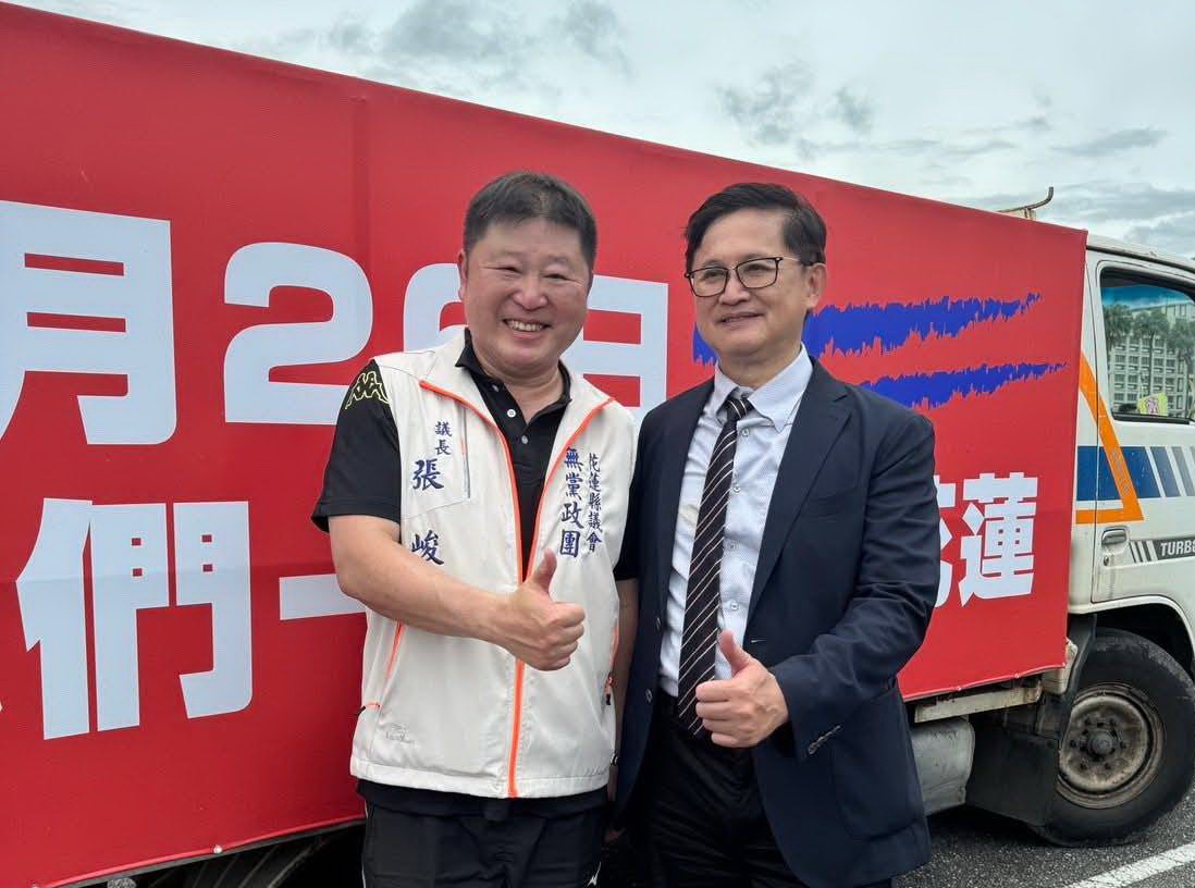 張峻強調，這場罷免不只是個人戰爭，而是花蓮人民對黑金政治的總體反撲。(圖／張峻臉書)