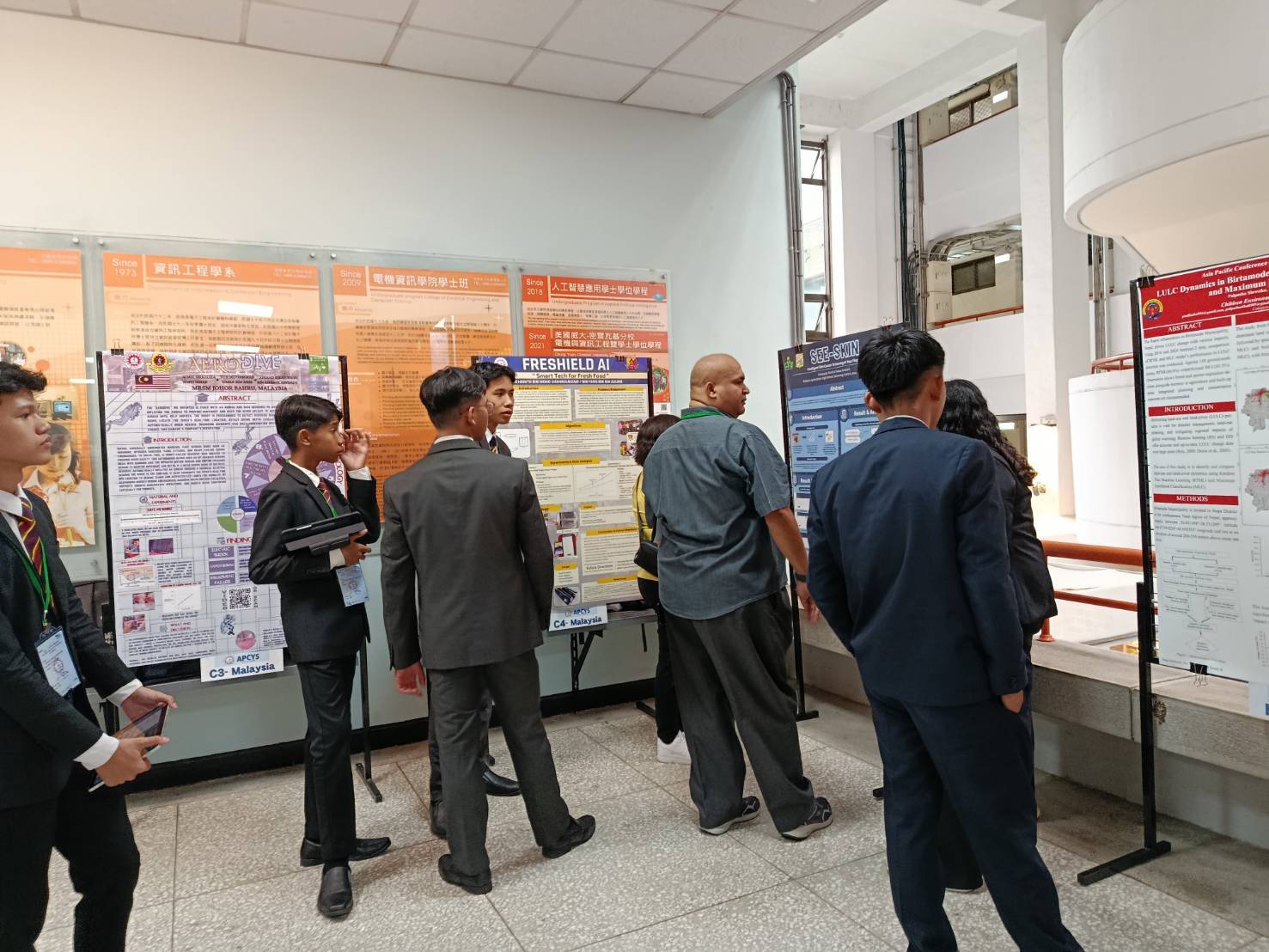 中原大學首承亞太平洋青年科學家會議 展現量子、智慧科技教育實力 41315135 2