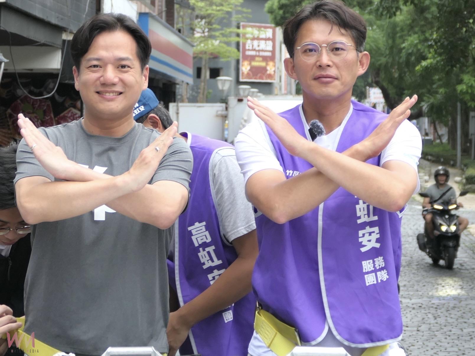疾呼「幫柯投票」   黃國昌陪高虹安車掃