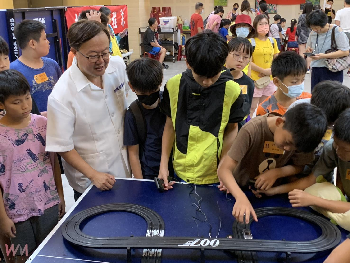 (有影片)/彰化飛行機械少年團科學營啟航 百組親子體驗飛行與機械魅力 - https://www.watchmedia01.com
