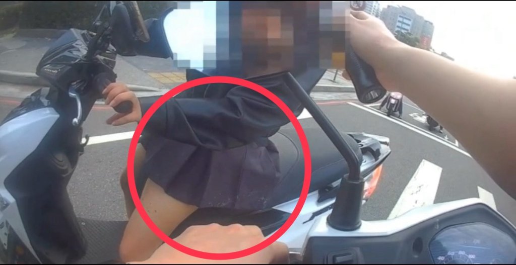 衣服嘔吐痕跡露餡!- 台中女子酒駕辯稱「朋友吐在我身上」