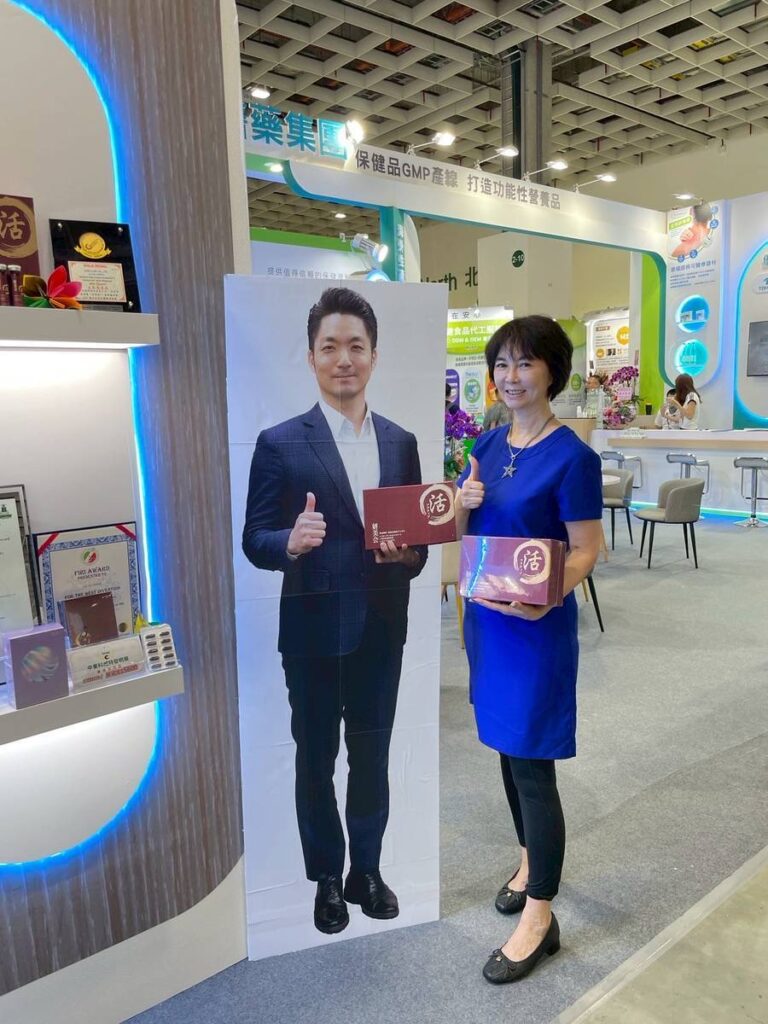 妍美會閃耀南港生技展 蔣萬安加持成展場打卡熱點 即將進軍矽谷輝達總部 21 IMG 4760 768x1024 1