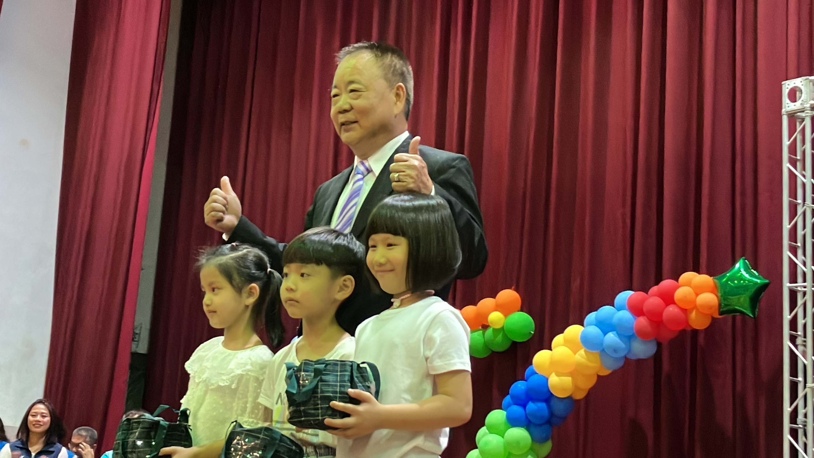 (有影片)/和美鎮立幼兒園86童畢業 童趣闖關體驗歡樂學習 - https://www.watchmedia01.com