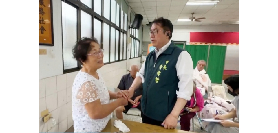 今早豪雨造成後壁積淹水 黃偉哲第一時間趕赴現場關心居民安置情形