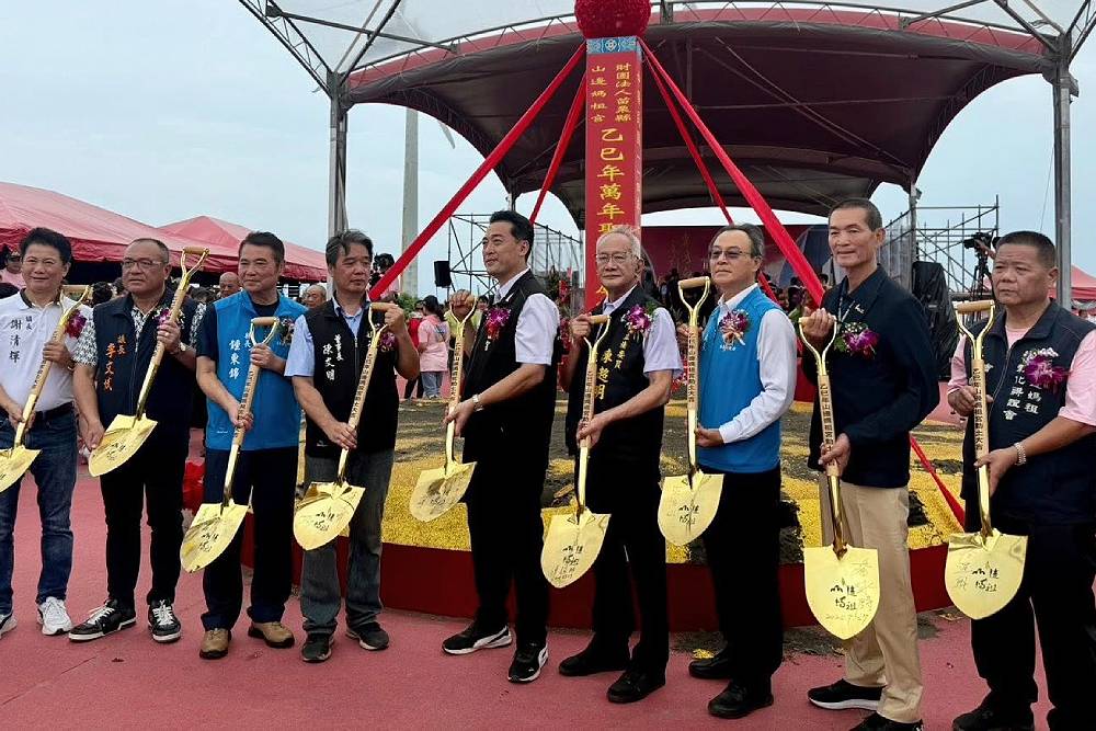 打造最美媽祖信仰景觀廊帶　鍾東錦：為宗教文化結合觀光立新標 237