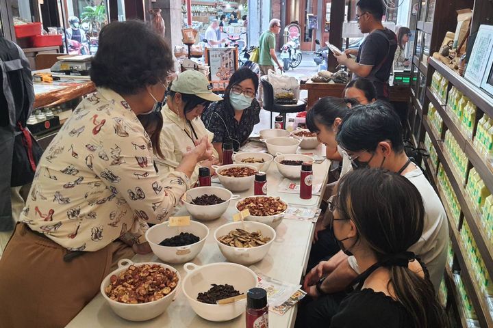 大稻埕夏日節8月登場!串聯50店家推優惠、悠遊付享20%回饋 限定手作+老屋攀岩體驗快來玩