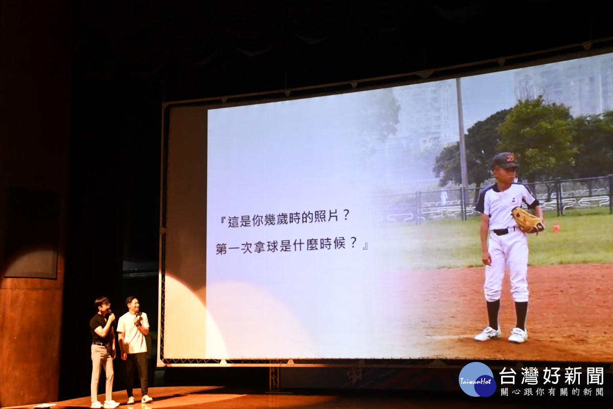 江國豪分享青年築夢之路。圖/記者鄧富珍攝