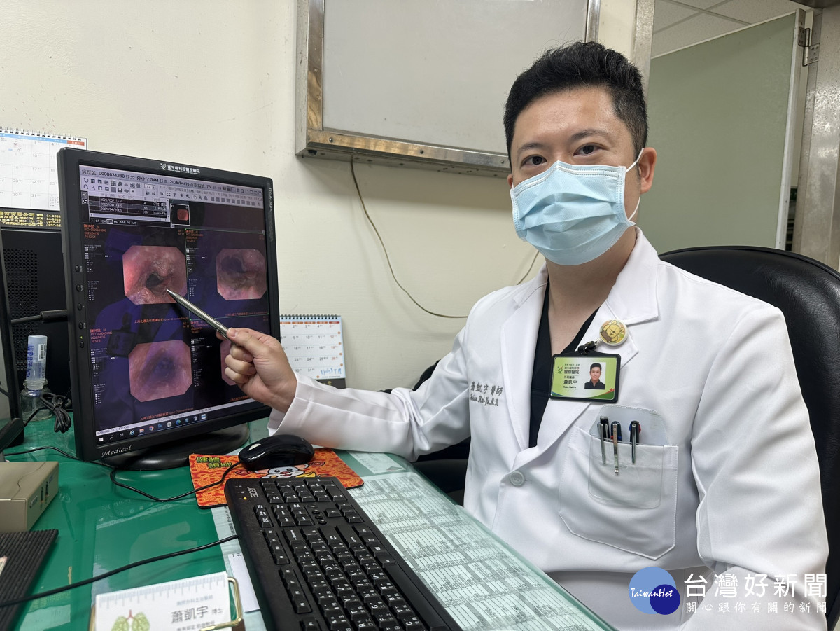 豐原醫院胸腔外科主治醫師蕭凱宇指出，根據國內公布報告顯示，肺癌已連續兩年高居癌症發生率首位。