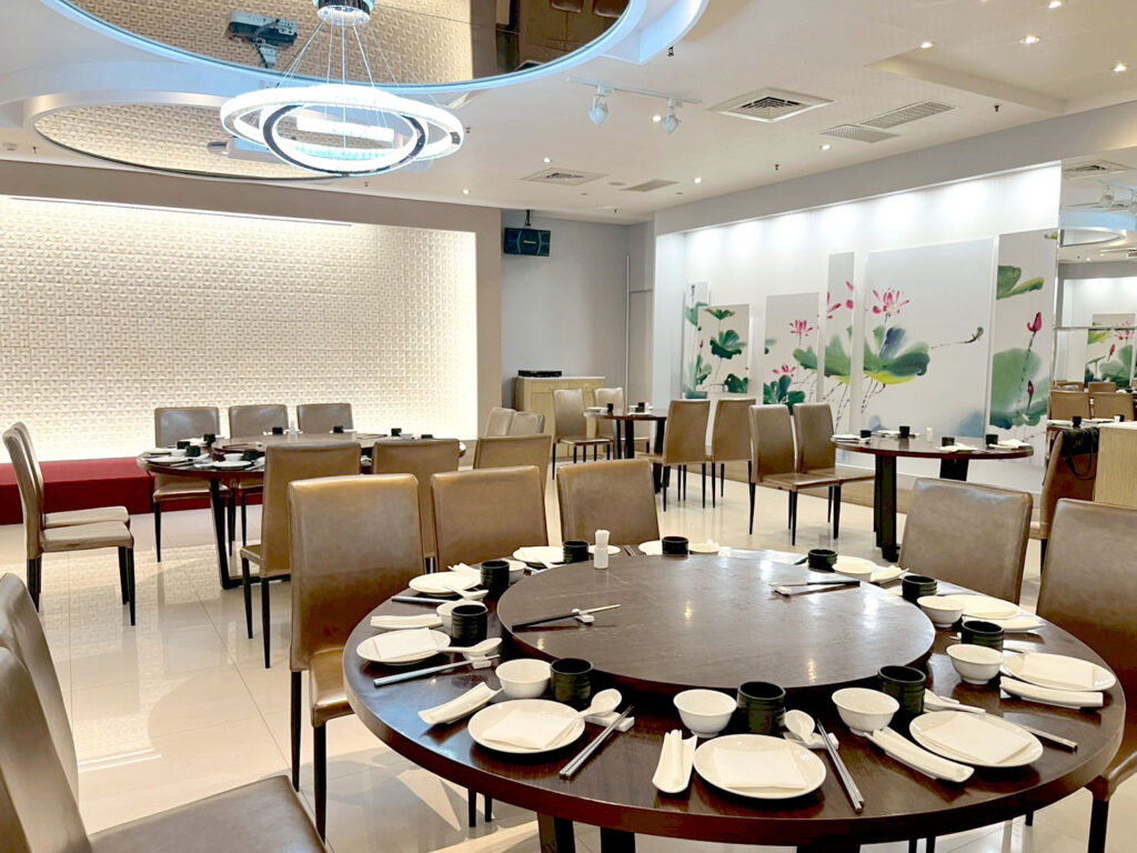 位於Y17內的上海鄉村仁愛店。(圖/上海鄉村提供)