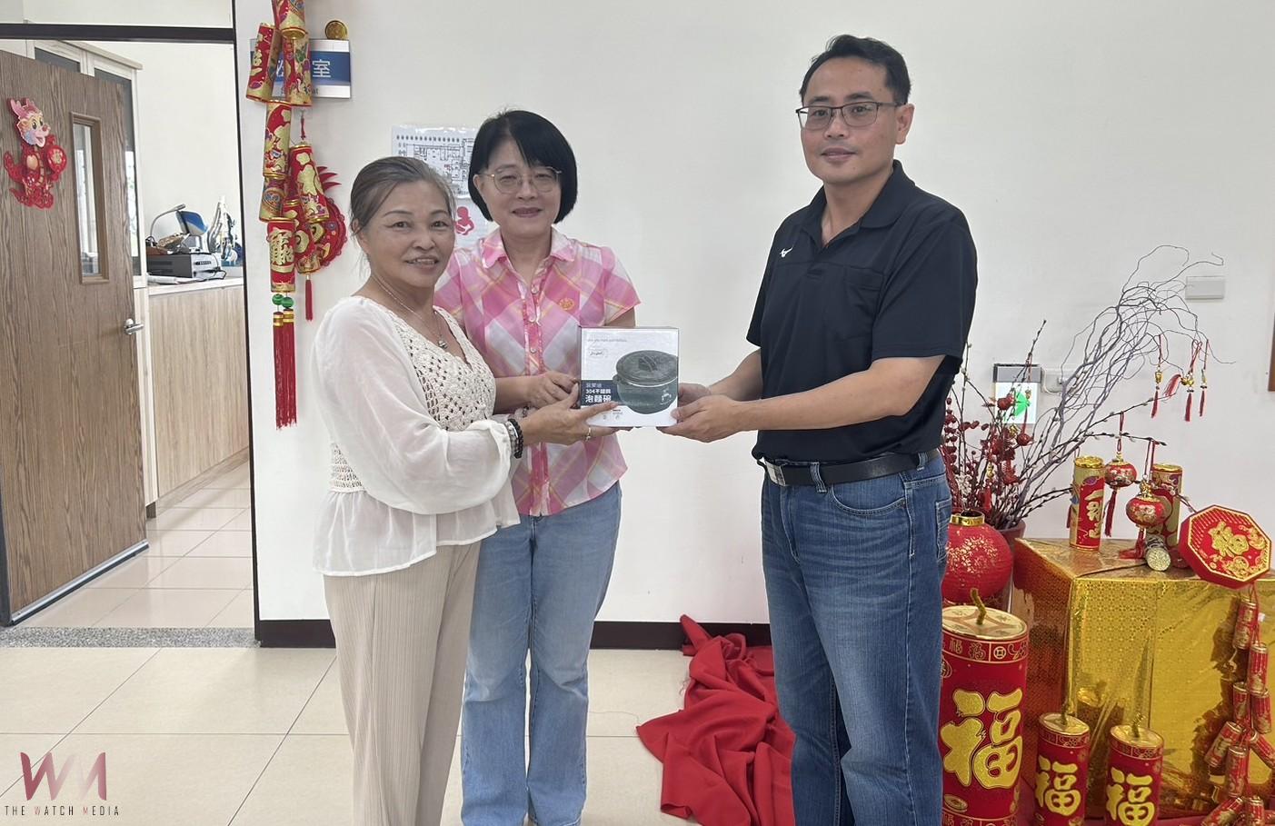 臺東民眾感念臺西公所貼心服務　郵寄一箱水果跨縣送暖表達感謝 - https://www.watchmedia01.com