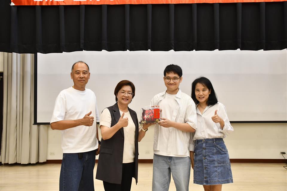 郭沛鑫音樂講座啟發彰藝高中學子 勉勵堅持夢想勇闖國際舞台 - https://www.watchmedia01.com