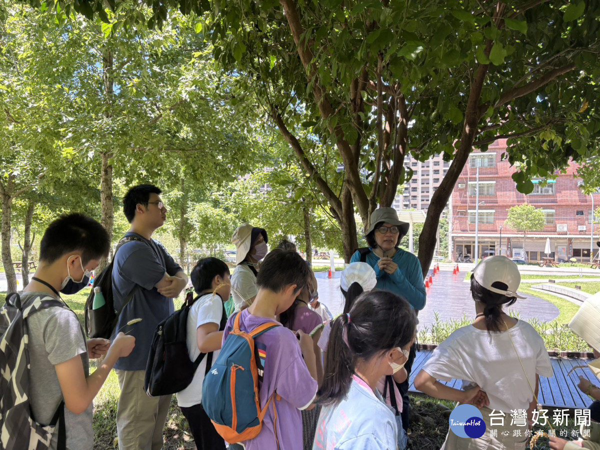 大有梯田生態公園(規劃設計者:王玲玲老師)導覽解說。