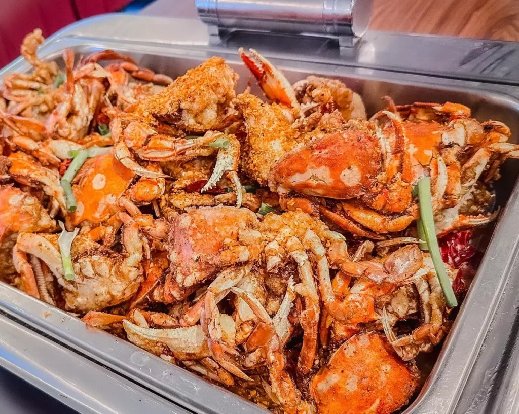 凱撒趣淘漫旅-台南自助晚餐升級府城美食節,不必排隊就能吃到台南各地美食。圖/ 凱撒趣淘漫旅-台南提供