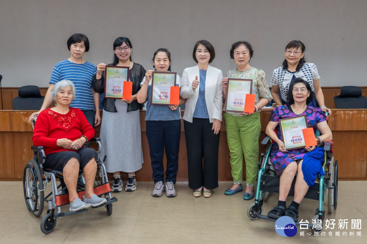 114年屏東縣孝行獎　周春米表揚4名孝行楷模