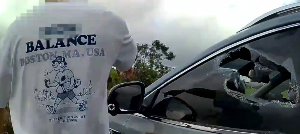 不滿前妻與人搭車 嘉義莾男尾隨砸車警方當場逮捕送辦