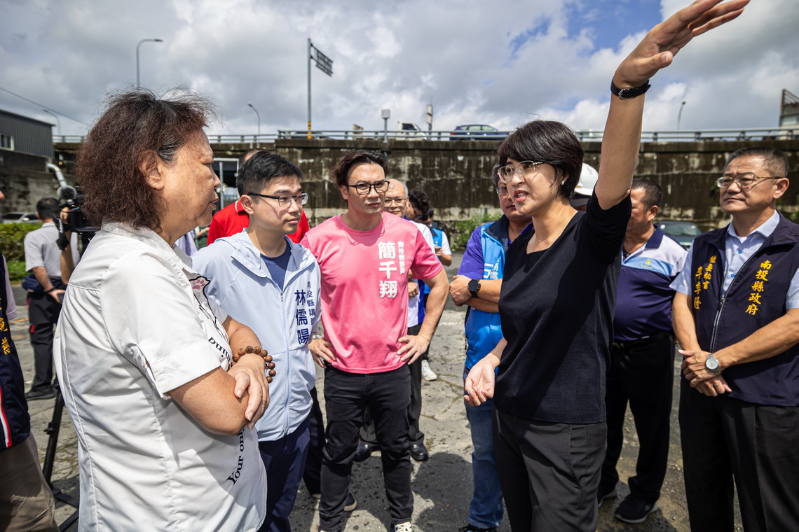 許淑華縣長與立委、中央一同會勘 將建滯洪池改善豪雨淹水狀況