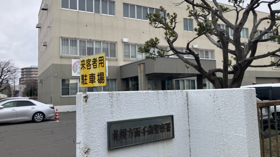 北海道千歲工廠工安意外　65歲男遭500公斤鋼板壓傷不治