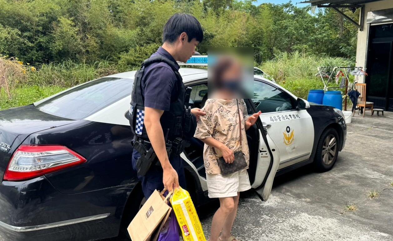 八旬婦購物結帳突失憶 平鎮警靠這招查出她身分 645981 0 e1754019557323