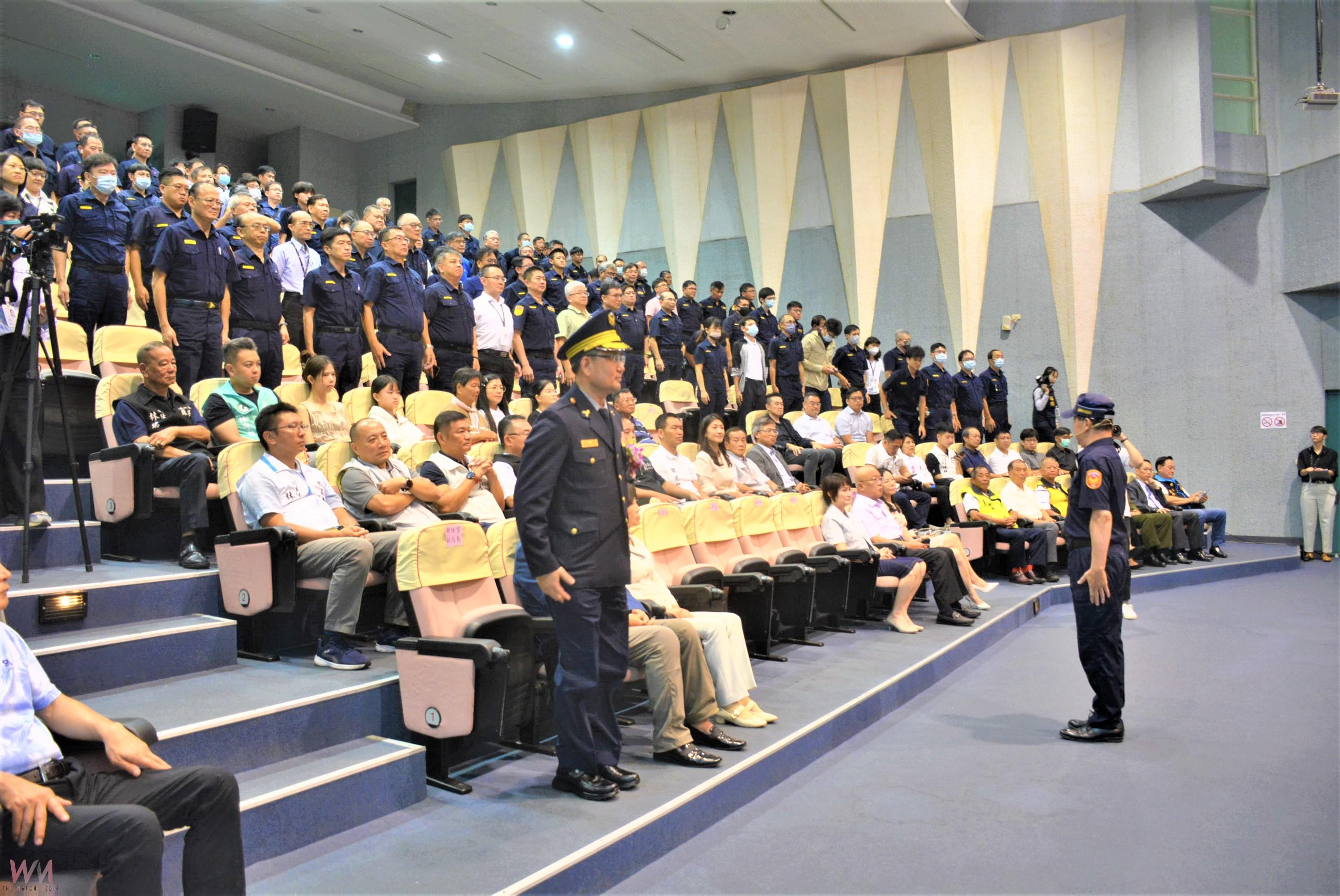 嘉市警局卸、新任局長交接 期勉帶領團隊、守護嘉園 - https://www.watchmedia01.com