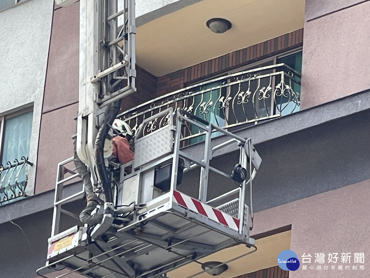 高空演練。