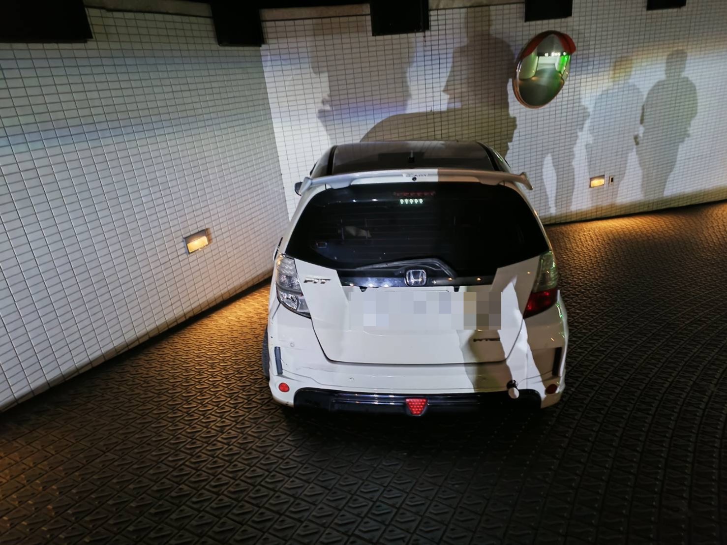 【有片】偷車牌懸掛還撞警車!47歲男拒檢逃逸仍遭逮 S 274915387 0