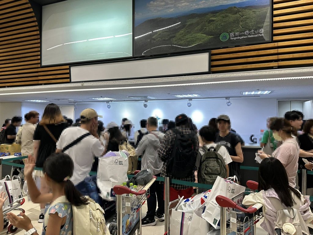 全機行李留日本!國泰cx565旅客怒轟「沒一件行李回來」-當場傻眼