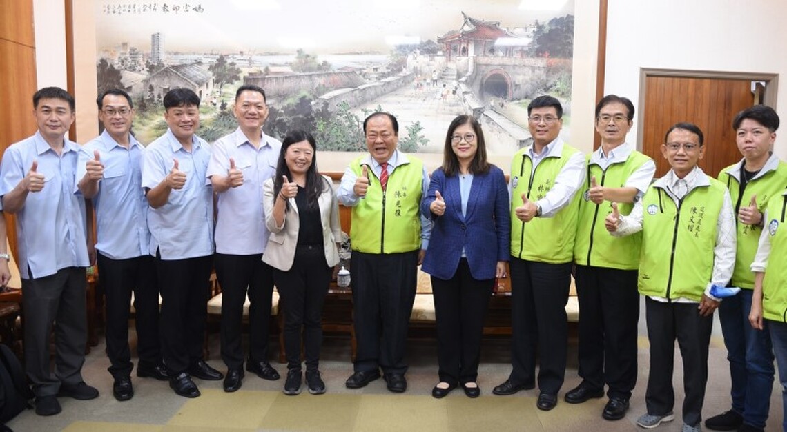陳光復會晤管碧玲 強化澎湖與中央海洋治理合