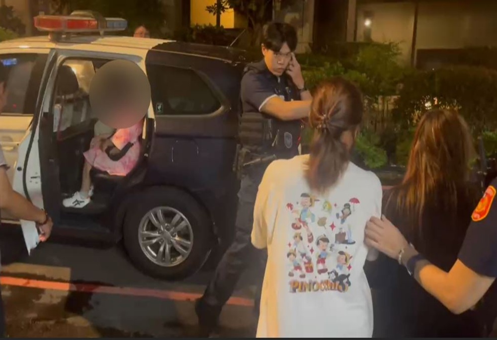 桃園鐵皮屋成淫窩 警破門逮9泰女還有變性人 198 248250805a05