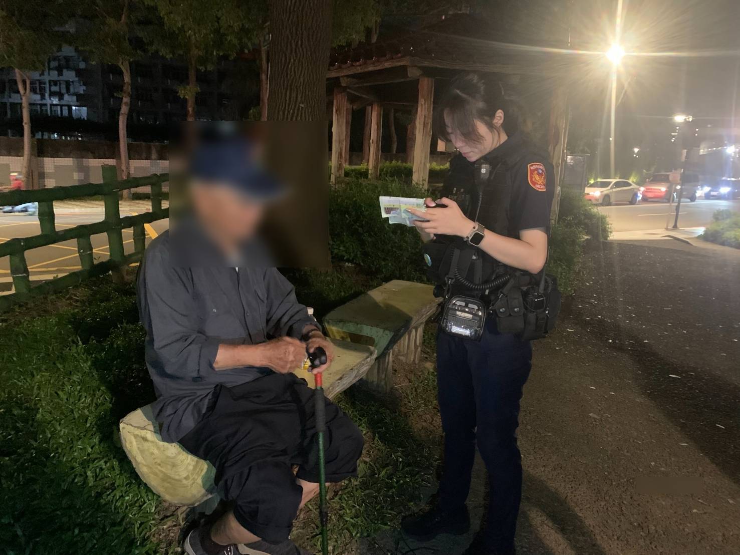 8旬翁訪友迷途 平鎮暖警及時伸援 650329 0