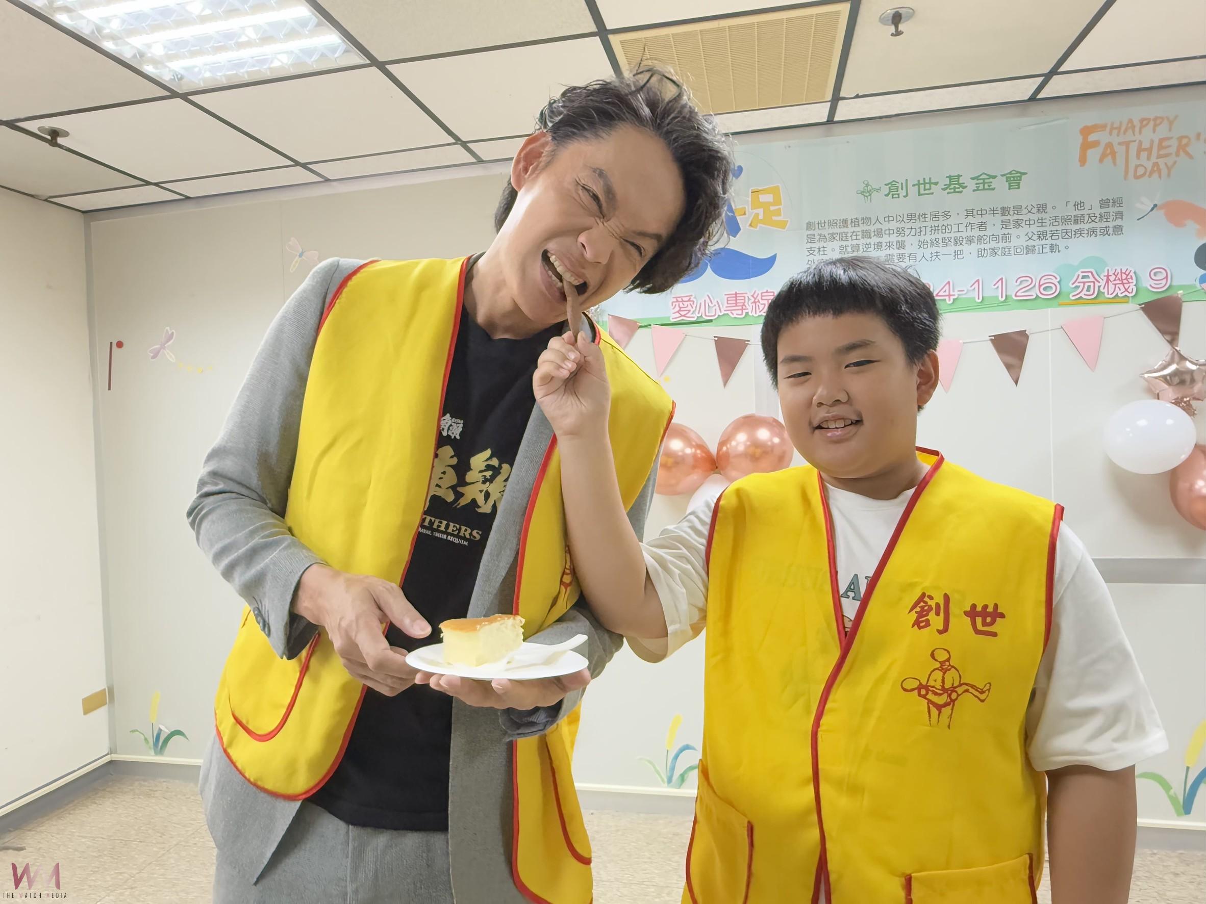 超暖心！藝人黃鐙輝獻唱　祝福植物人及家屬父親節快樂 - https://www.watchmedia01.com