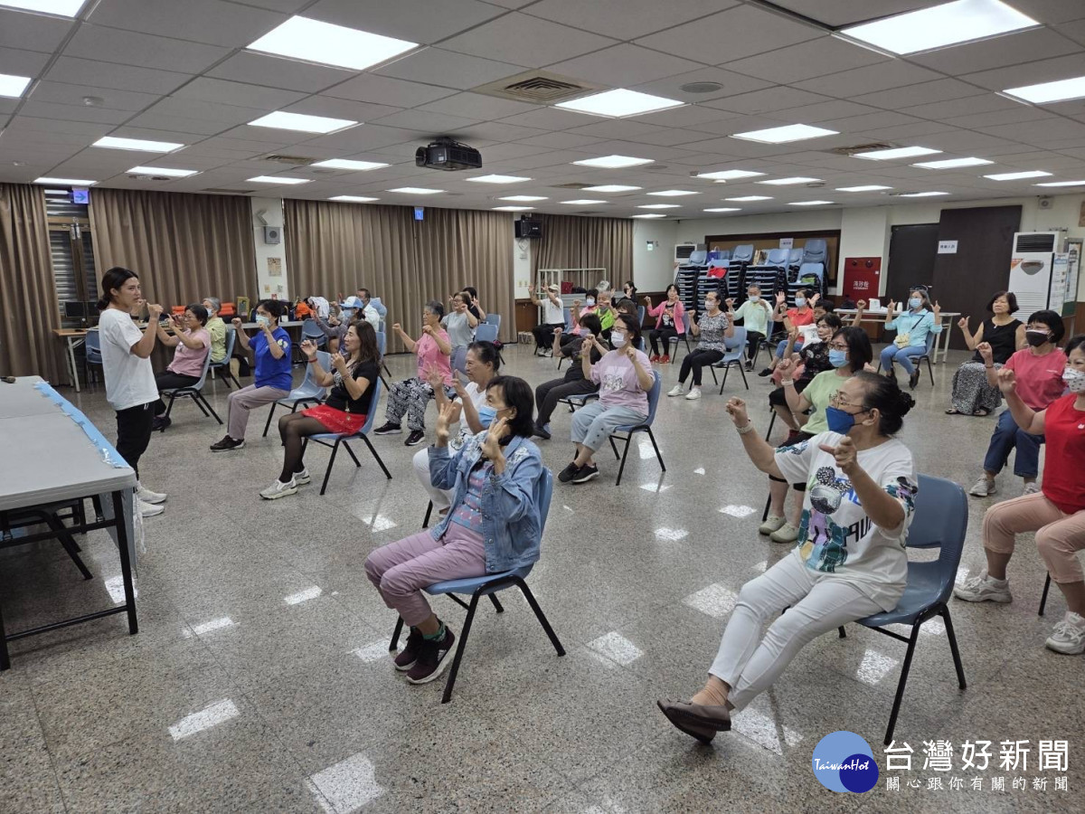 臺東縣府打造銀髮學習基地　柔道國手帶課長者活力全開
