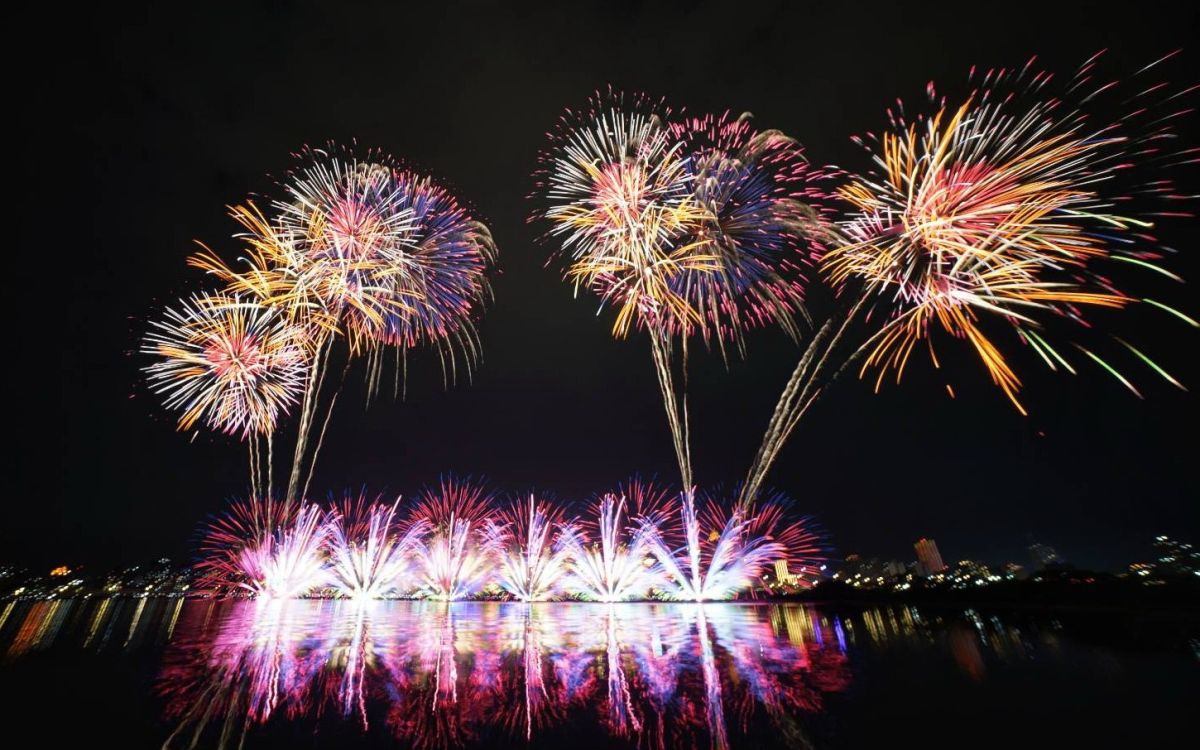 圖/2025大稻埕夏日節8月推出4場煙火秀。(新北市政府高灘地工程管理處提供)