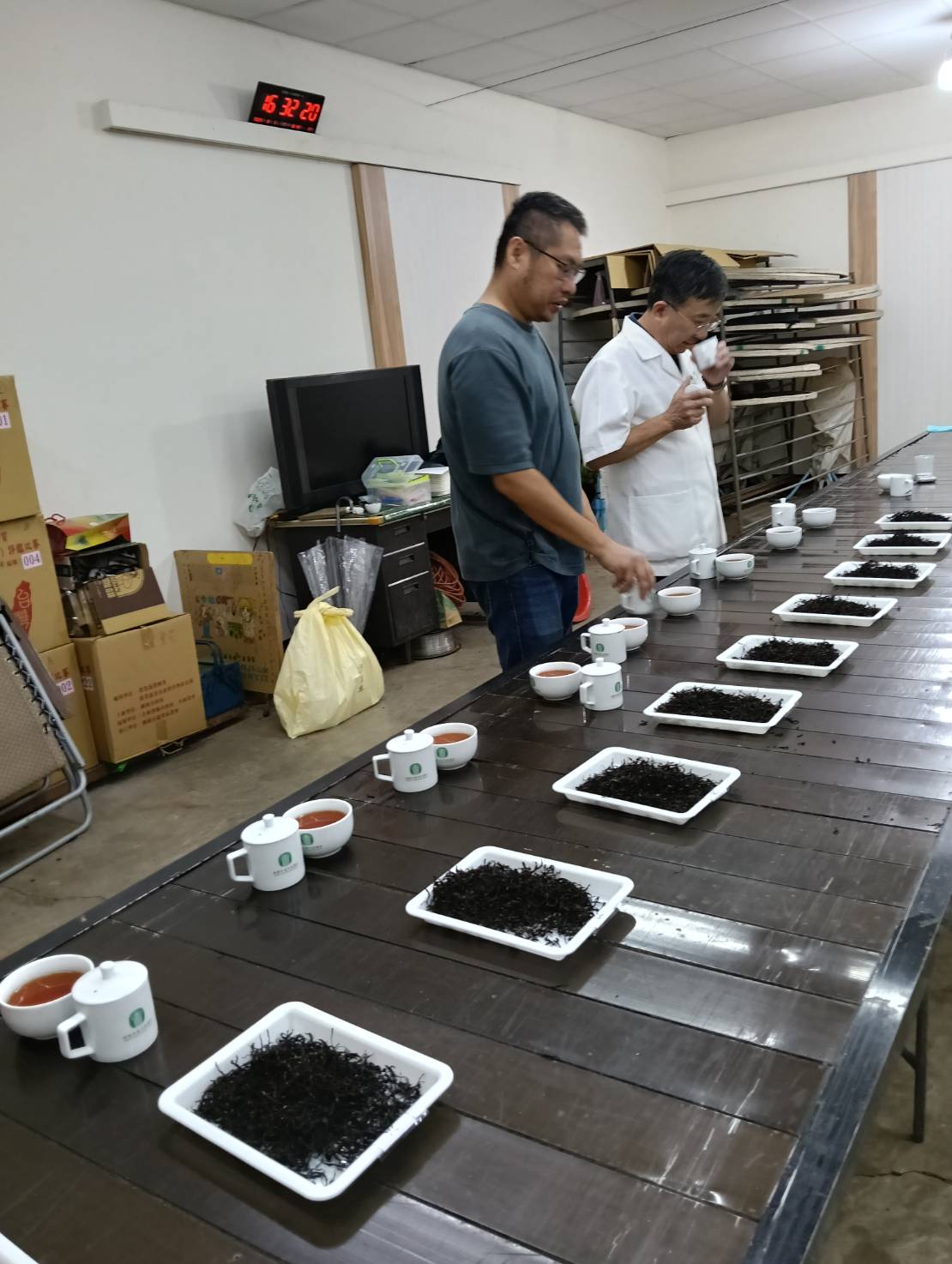 蘆竹區舉辦蘆峰紅茶評比 她展現深厚製茶實力抱走第一名 S 9224403 0