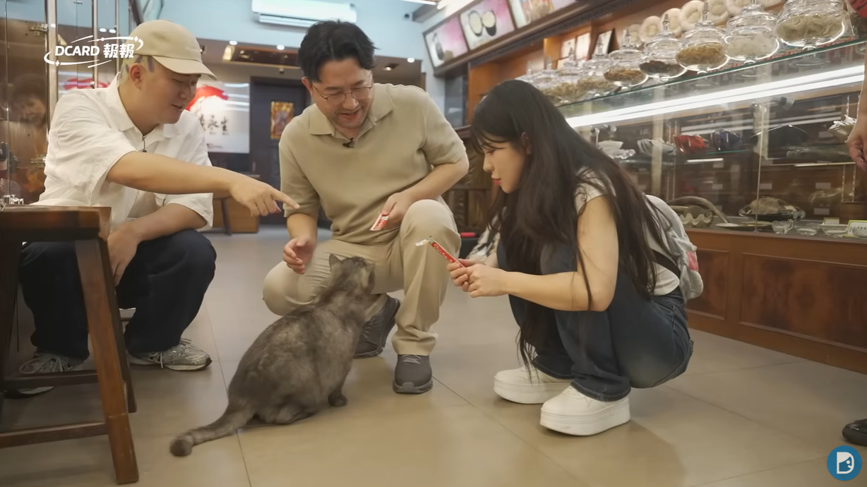 啦啦隊女神李多慧拜月老求姻緣!坦言想找「肚子QQ男友」 - https://www.watchmedia01.com