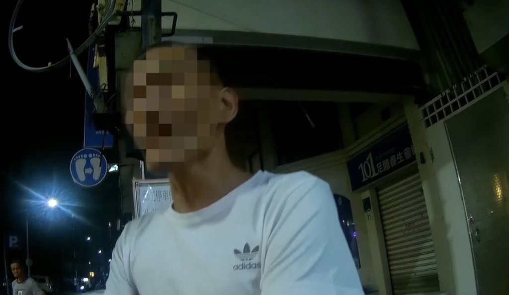 通緝犯遇警心虛變瘦?稱癌症所致還答錯身分慘遭拆穿
