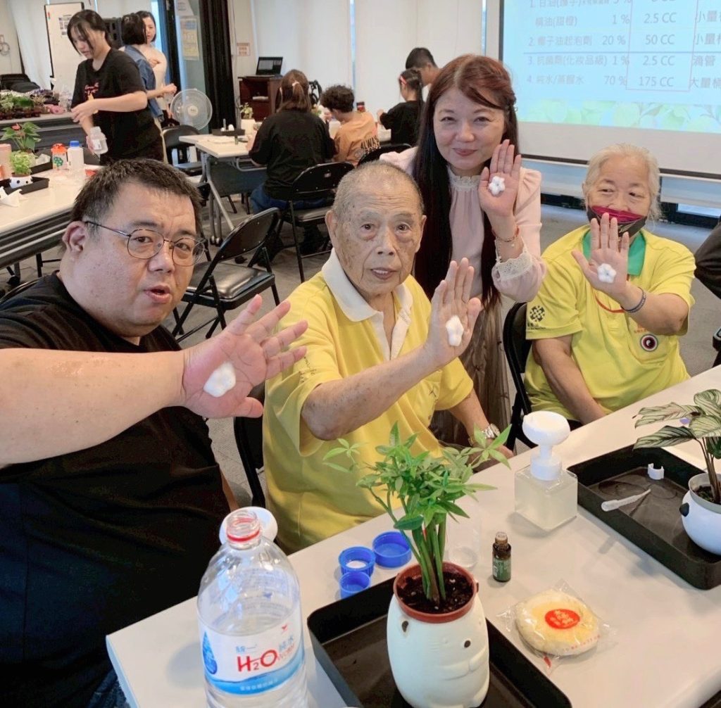 爸氣登場溫馨滿溢!烏日共生宅父親節親子同樂 共築三代幸福時光 13 S 218038280 0