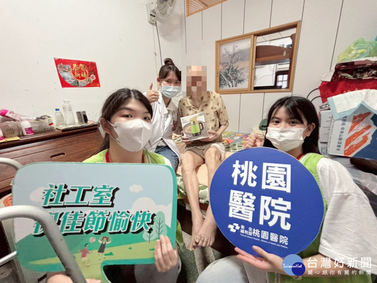 部桃社工送餐到家 父親節長輩笑顏暖社區