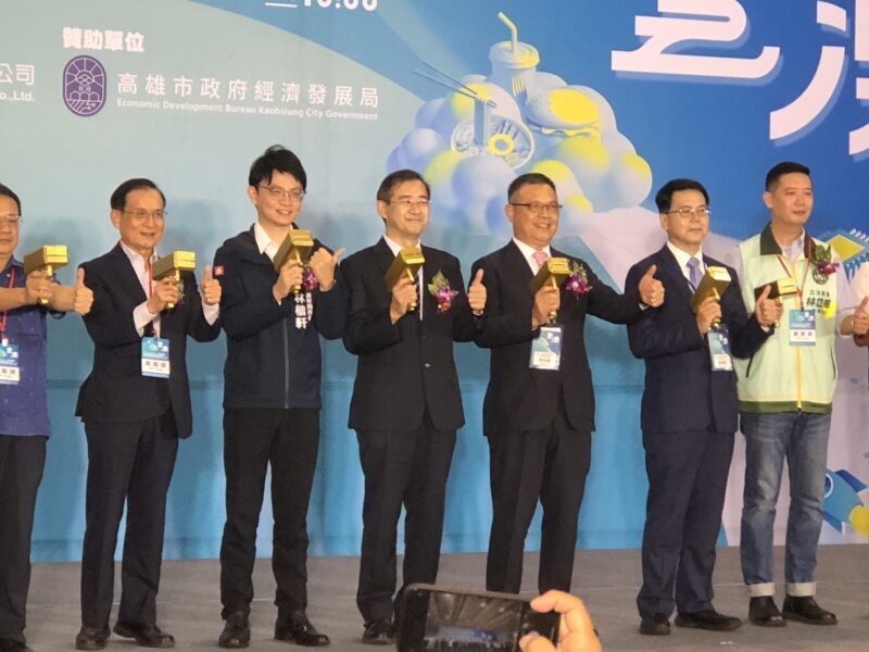 高雄加盟展登場 AI數位轉型x國產鮮奶媒合會 引領創意趨勢