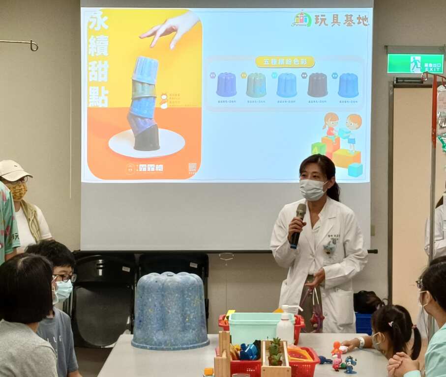 ▲兒科主任劉芳青出席致詞。(大里仁愛醫院提供)