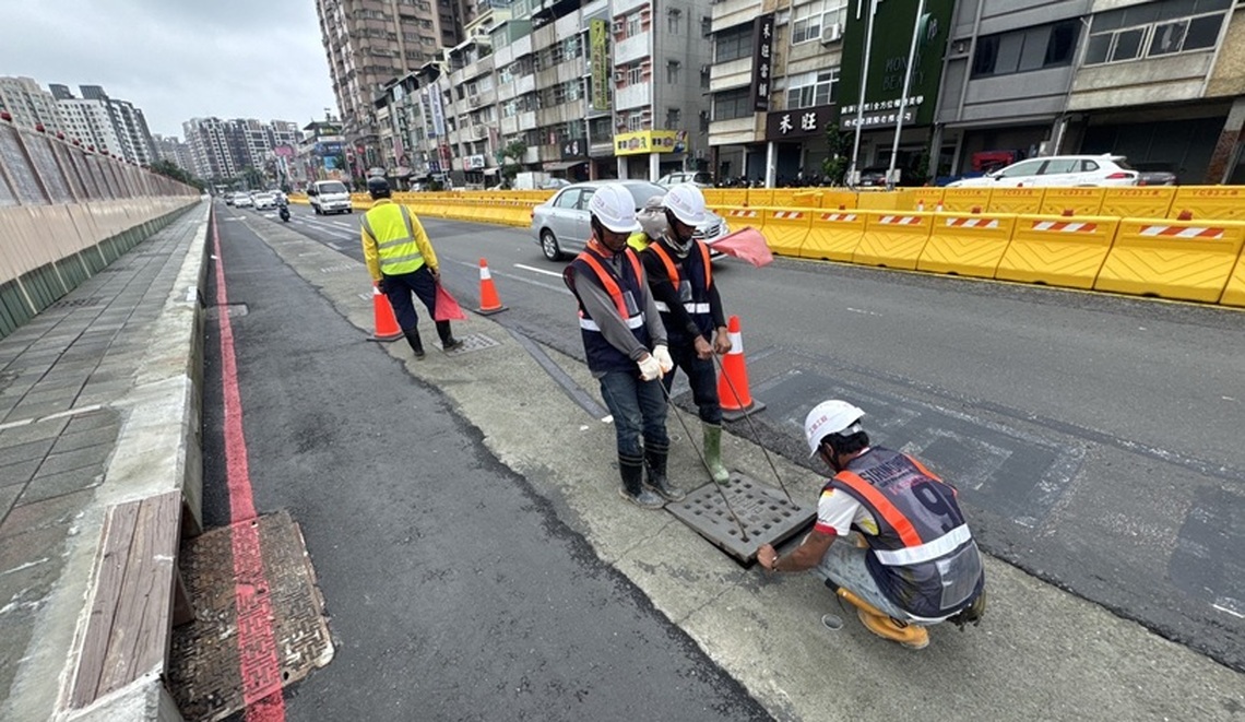 捷運黃線澄清路段施工完成水溝蓋降噪防滑 近期進行路面修繕增進行車安全