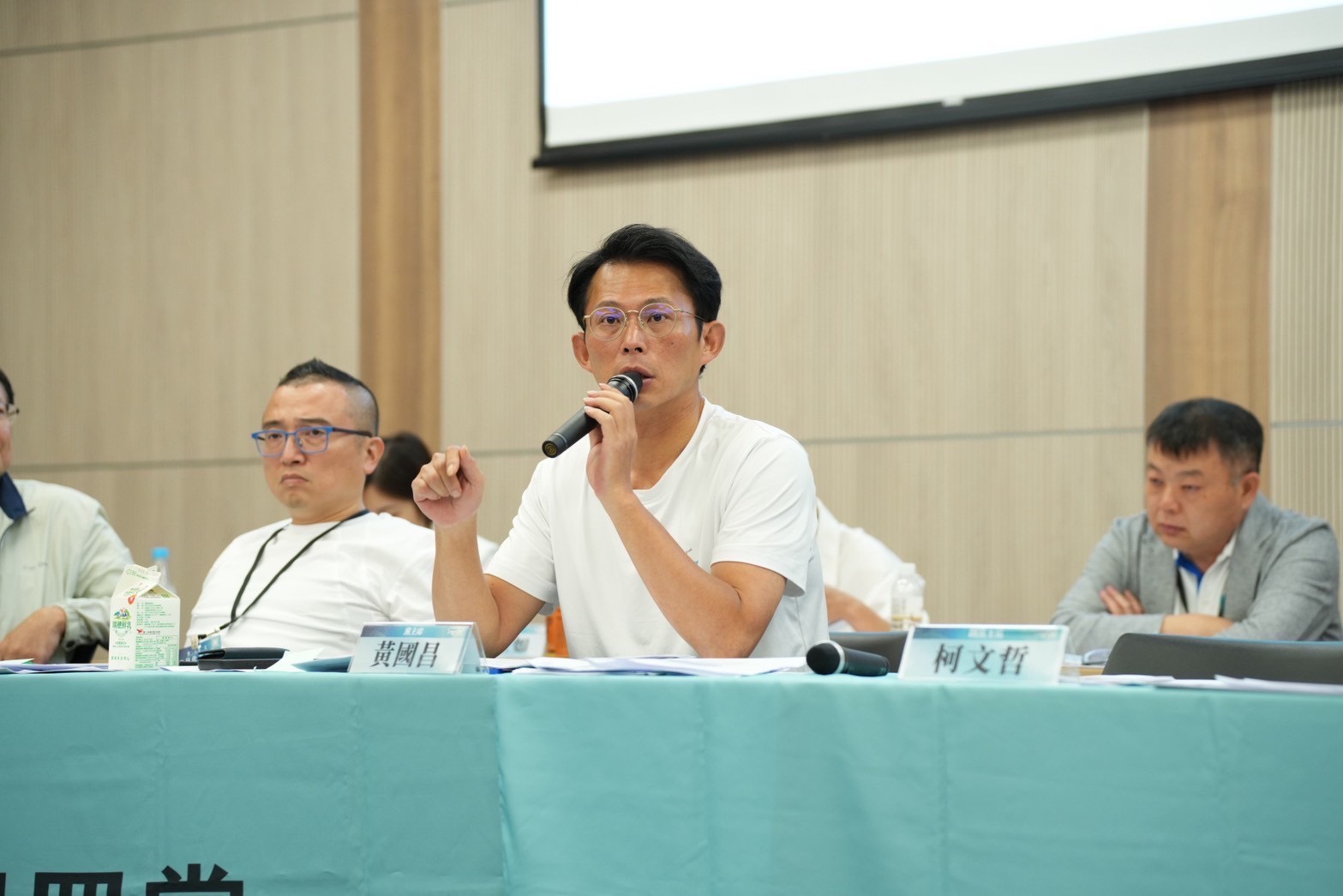 民眾黨立委兩年條款確定 黃國昌:每位都有更重要戰鬥位置
