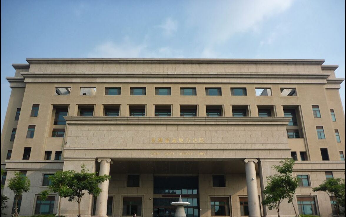 停車場見妙齡女彎腰起邪念 硬來嗆「妳給我惦惦」 282 停車場見妙齡女彎腰起邪念 硬來嗆「妳給我惦惦」 281