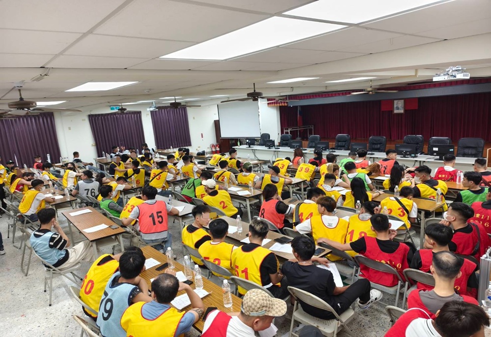 音樂會館成越籍男女狂歡吸毒勝地 警攻堅逮107人 269 248250811a01