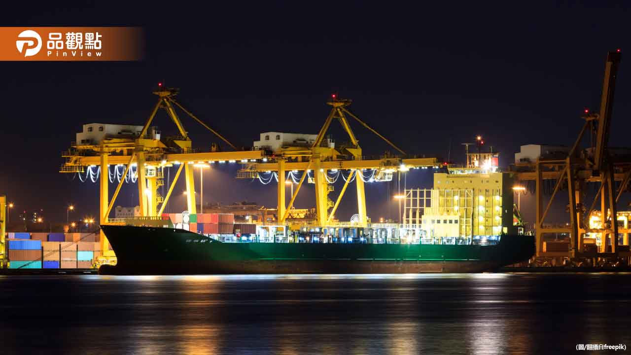 東部外海巴拿馬籍貨輪中國船員受傷！空勤海上吊掛救援